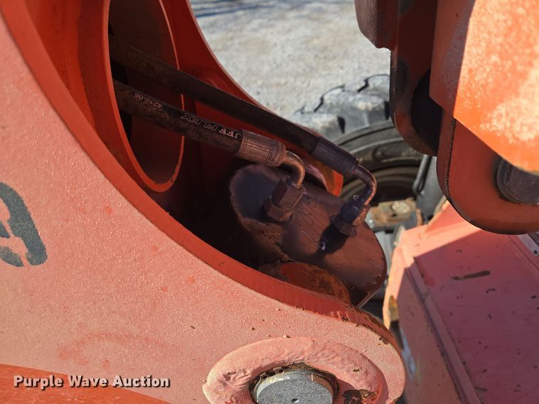 image for item EQ3686 2006 Sky Trak 8042 telehandler