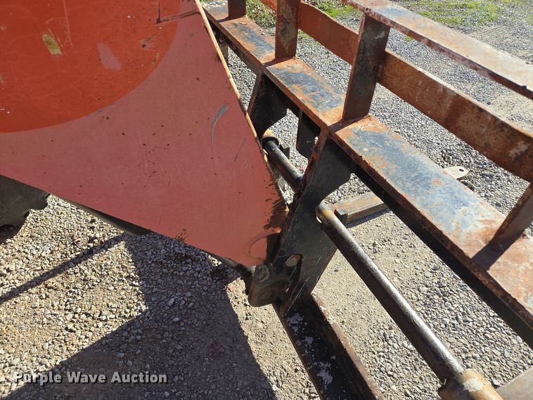 image for item EQ3686 2006 Sky Trak 8042 telehandler