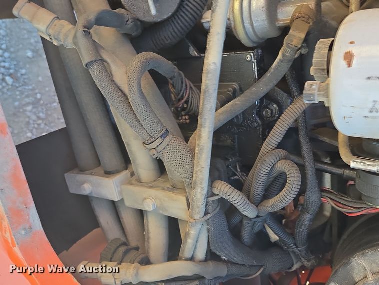 image for item EQ3686 2006 Sky Trak 8042 telehandler