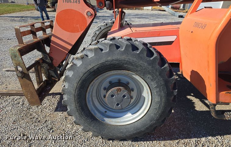 image for item EQ3686 2006 Sky Trak 8042 telehandler