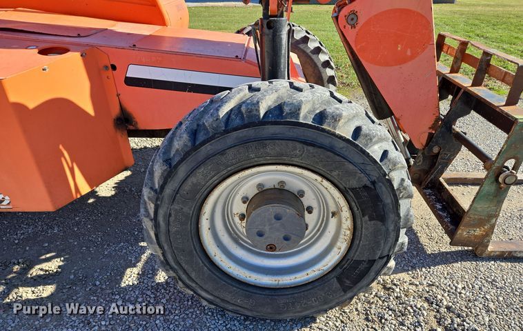 image for item EQ3686 2006 Sky Trak 8042 telehandler