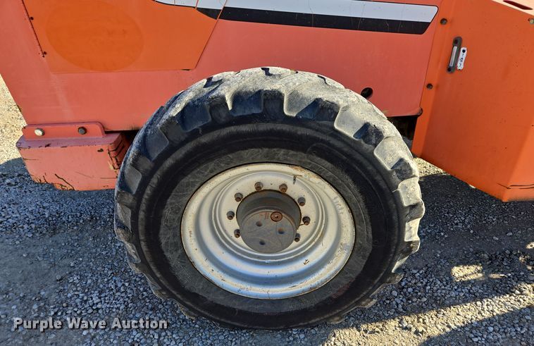 image for item EQ3686 2006 Sky Trak 8042 telehandler