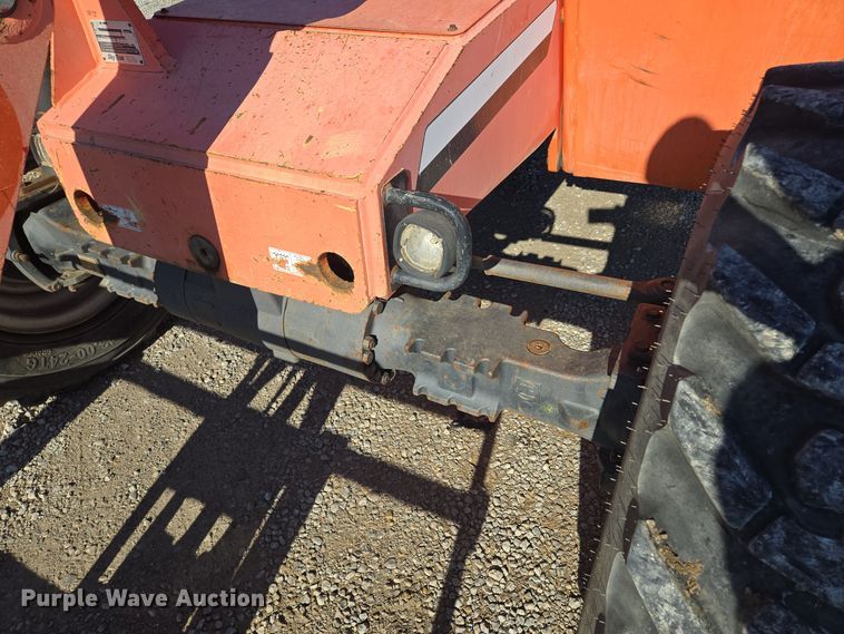 image for item EQ3686 2006 Sky Trak 8042 telehandler