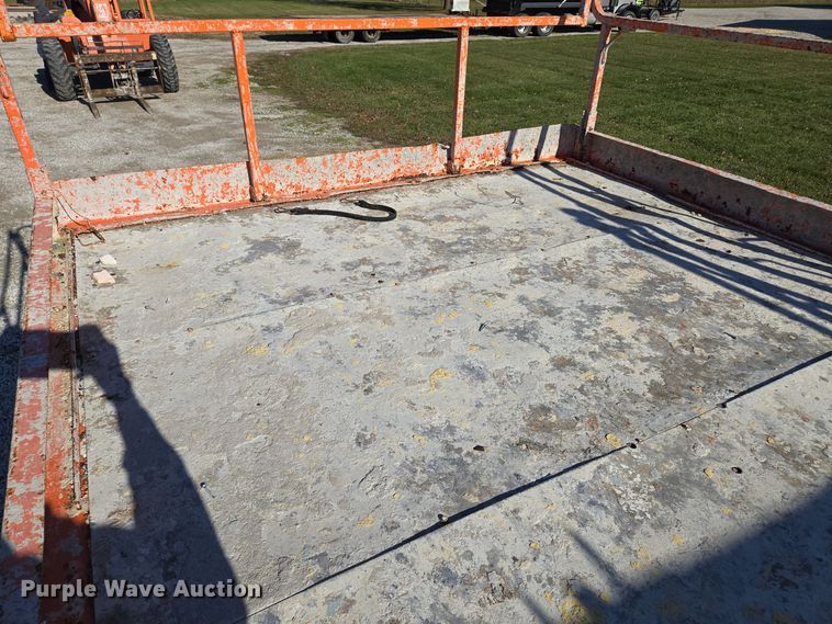 image for item EQ3687 2007 JLG 4394RT scissor lift