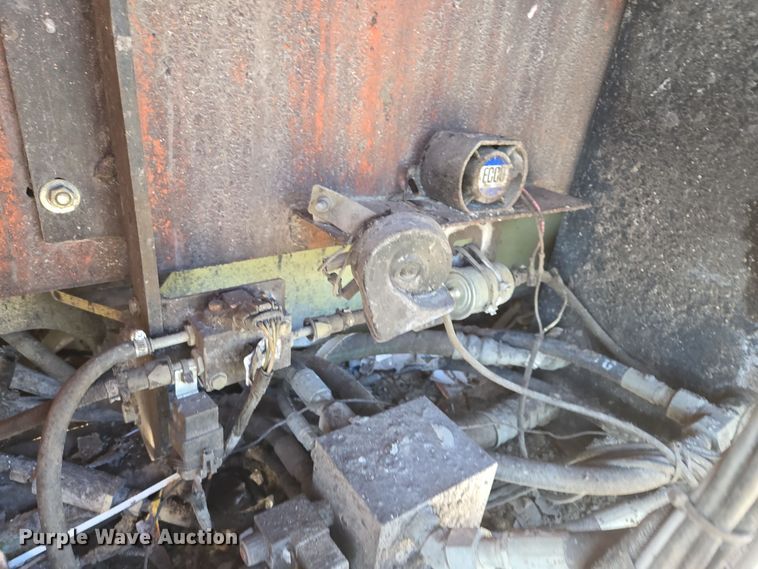 image for item EQ3687 2007 JLG 4394RT scissor lift