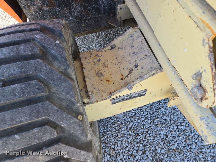 image for item EQ3687 2007 JLG 4394RT scissor lift