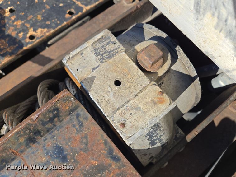 image for item EQ3688 1997 Landoll tilt deck equipment trailer