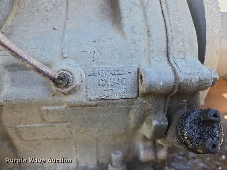 image for item EQ3688 1997 Landoll tilt deck equipment trailer