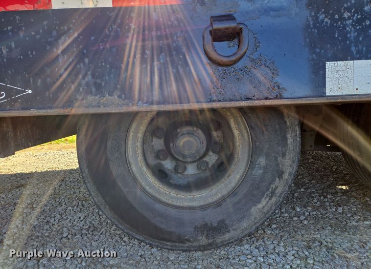 image for item EQ3688 1997 Landoll tilt deck equipment trailer