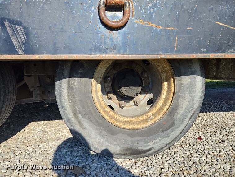 image for item EQ3688 1997 Landoll tilt deck equipment trailer