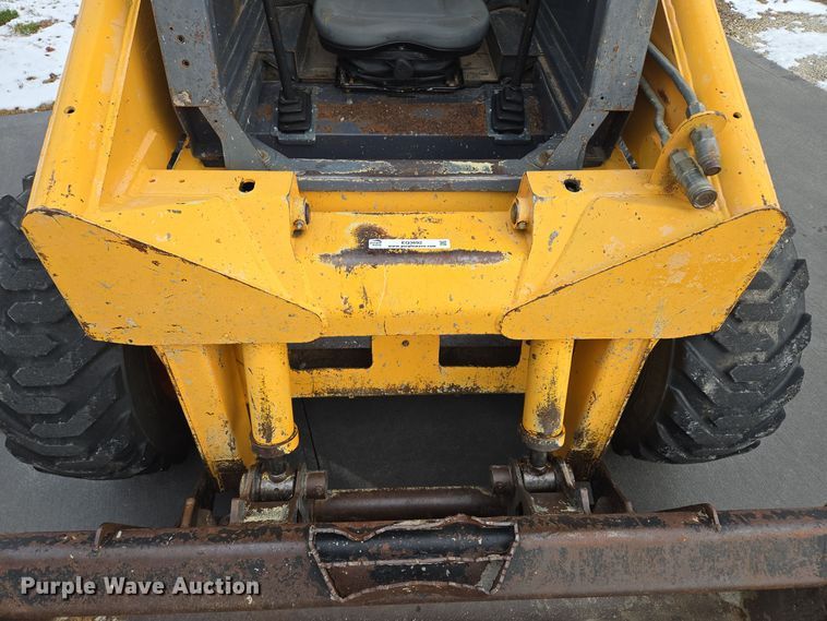 image for item EQ3692 2008 Mustang  2066 skid steer loader