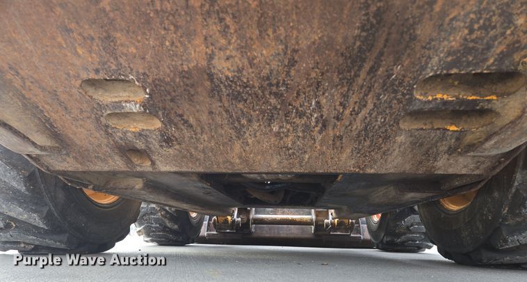 image for item EQ3692 2008 Mustang  2066 skid steer loader