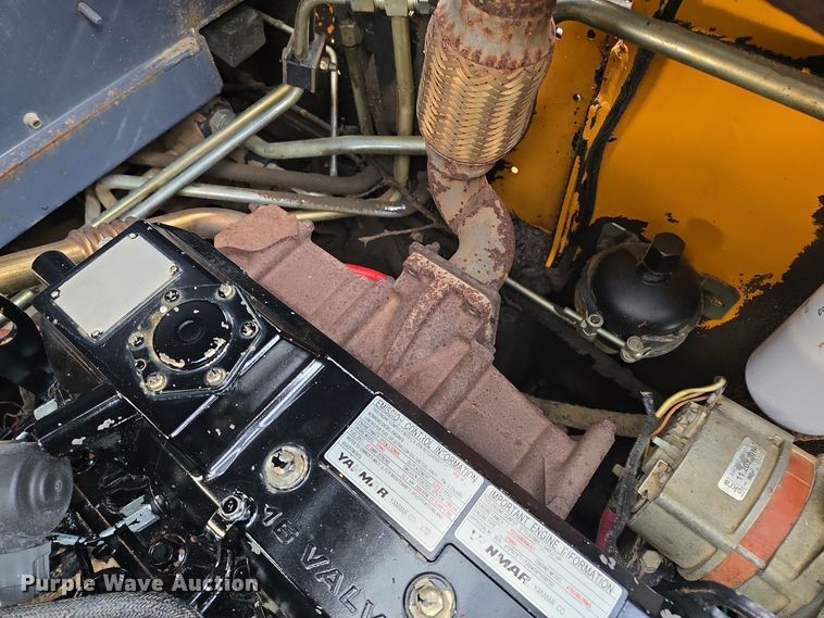 image for item EQ3692 2008 Mustang  2066 skid steer loader