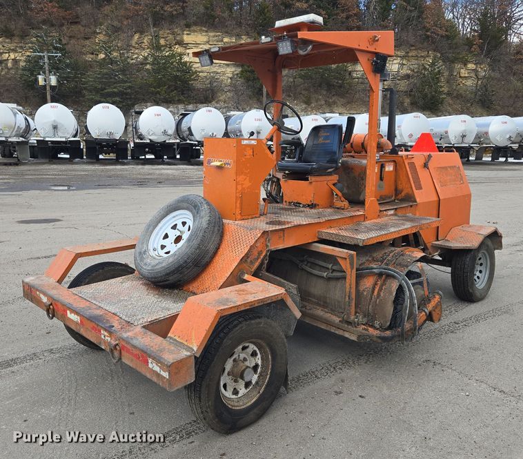 image for item EQ3694 1995 Broce RC300 broom