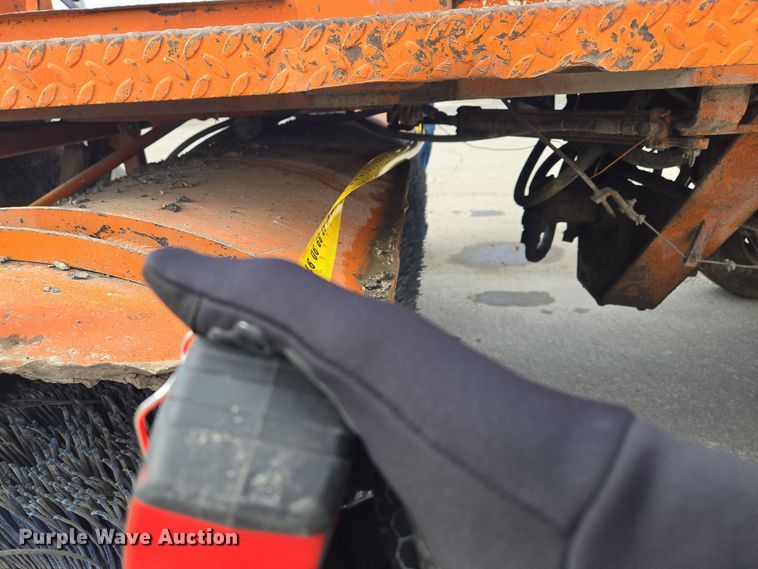 image for item EQ3694 1995 Broce RC300 broom