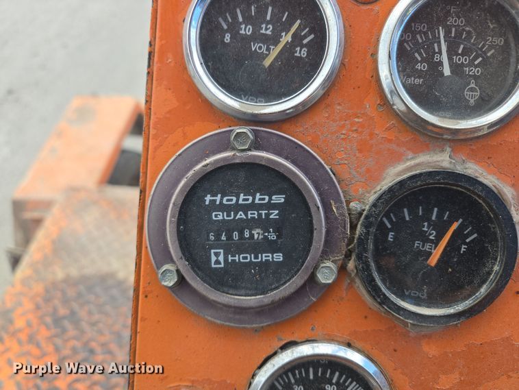 image for item EQ3694 1995 Broce RC300 broom