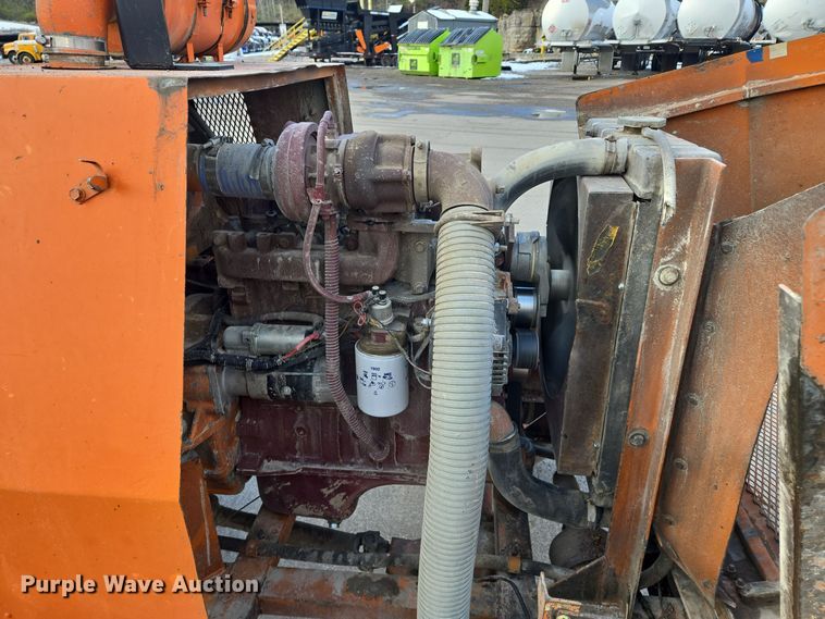 image for item EQ3694 1995 Broce RC300 broom