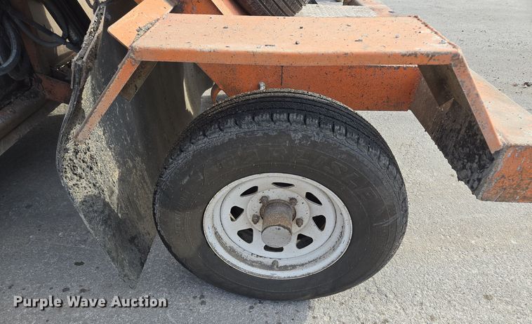 image for item EQ3694 1995 Broce RC300 broom