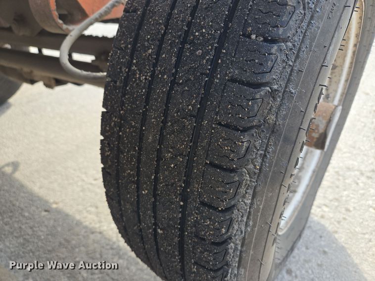 image for item EQ3694 1995 Broce RC300 broom