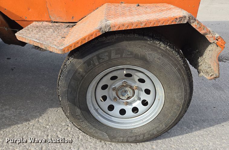 image for item EQ3694 1995 Broce RC300 broom