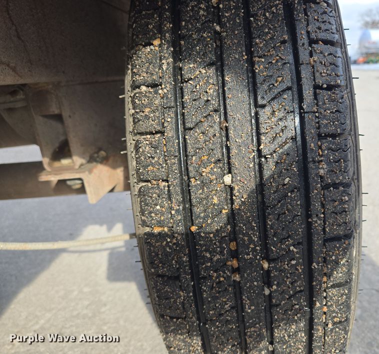 image for item EQ3694 1995 Broce RC300 broom