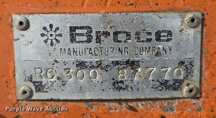 image for item EQ3694 1995 Broce RC300 broom