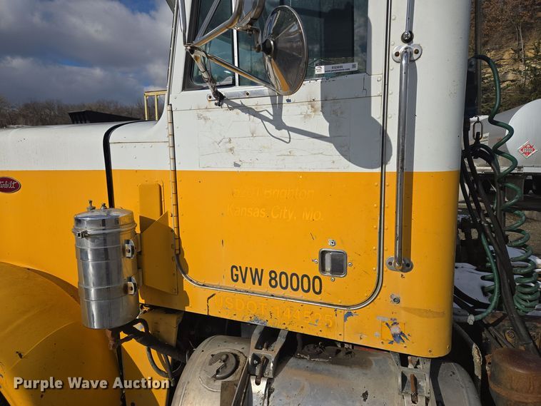 image for item EQ3695 1984 Peterbilt  382 semi truck