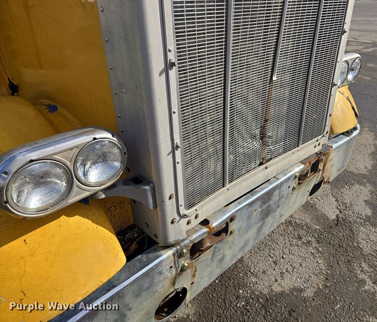 image for item EQ3695 1984 Peterbilt  382 semi truck