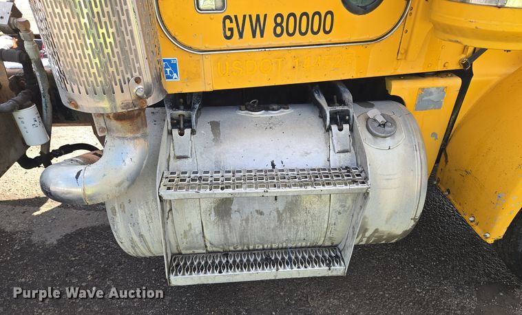 image for item EQ3695 1984 Peterbilt  382 semi truck