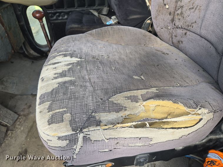 image for item EQ3695 1984 Peterbilt  382 semi truck