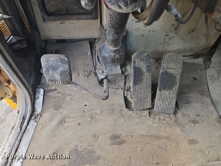 image for item EQ3695 1984 Peterbilt  382 semi truck