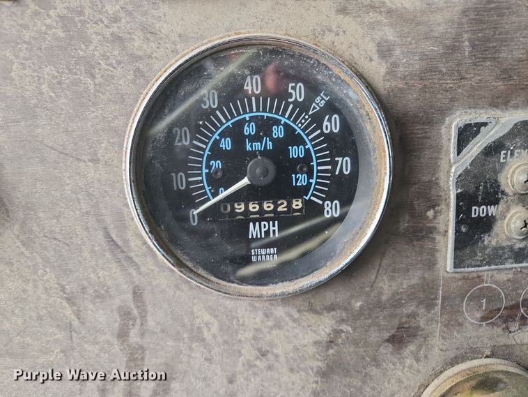 image for item EQ3695 1984 Peterbilt  382 semi truck