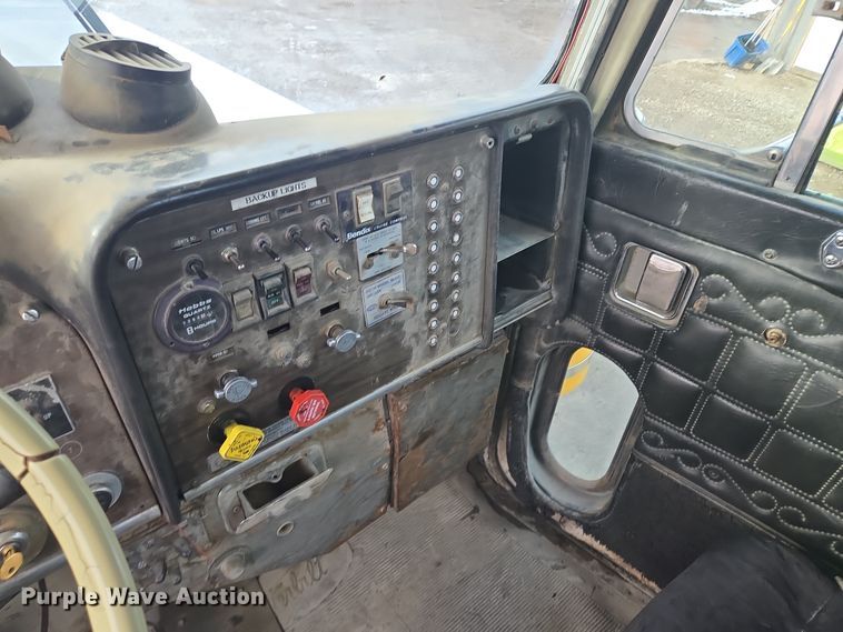 image for item EQ3695 1984 Peterbilt  382 semi truck