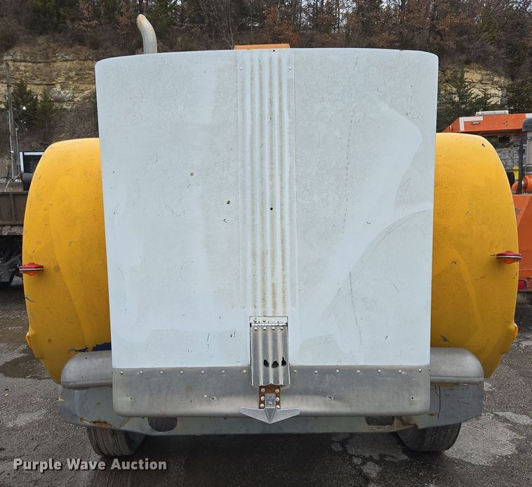 image for item EQ3695 1984 Peterbilt  382 semi truck