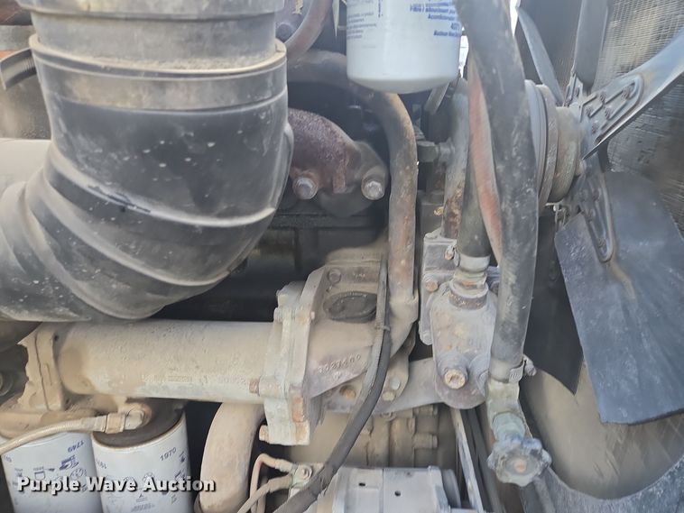 image for item EQ3695 1984 Peterbilt  382 semi truck