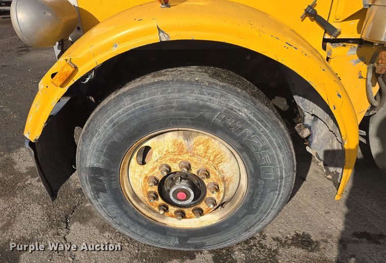 image for item EQ3695 1984 Peterbilt  382 semi truck