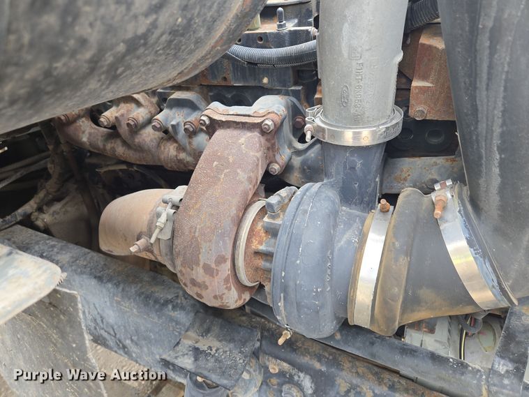 image for item EQ3697 1993 Ford Aeromax  L9000 semi truck