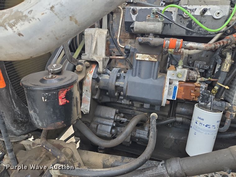 image for item EQ3697 1993 Ford Aeromax  L9000 semi truck