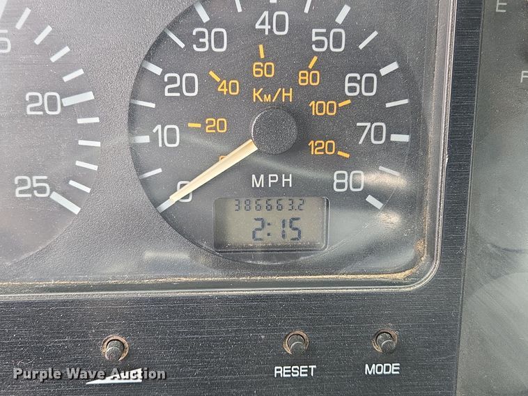 image for item EQ3698 1994 White GMC WG oil distributor truck