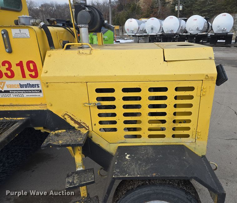 image for item EQ3699 2008 Superior Broom  DT80-CT broom