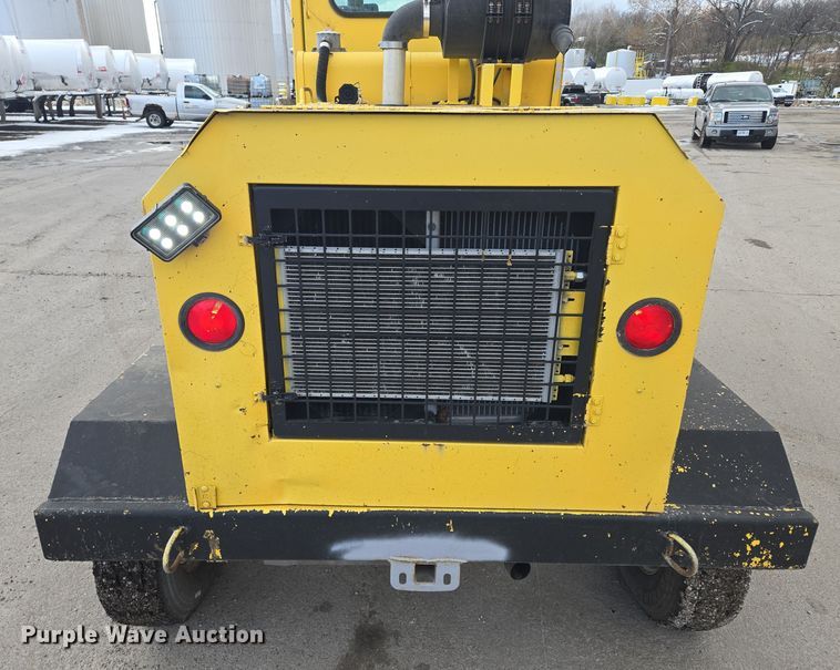 image for item EQ3699 2008 Superior Broom  DT80-CT broom