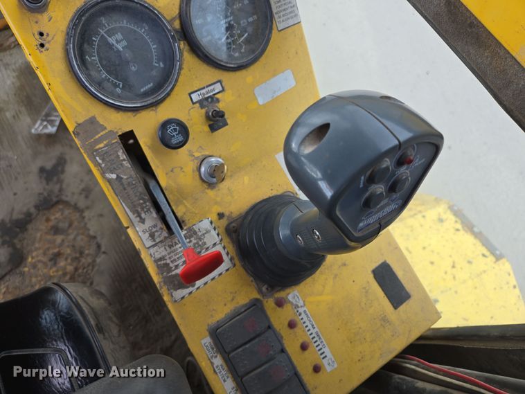 image for item EQ3699 2008 Superior Broom  DT80-CT broom