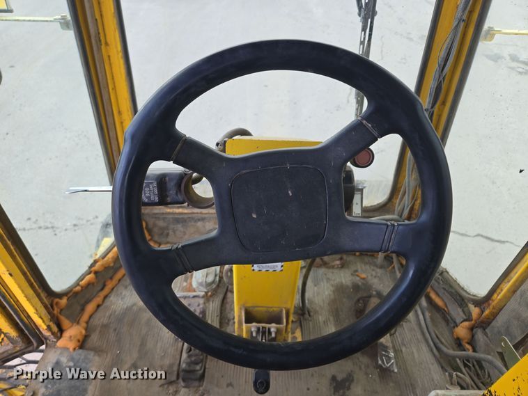 image for item EQ3699 2008 Superior Broom  DT80-CT broom