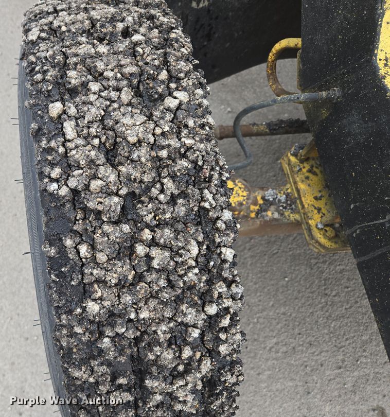 image for item EQ3699 2008 Superior Broom  DT80-CT broom