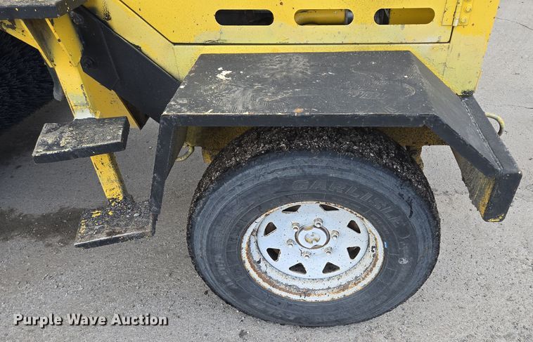 image for item EQ3699 2008 Superior Broom  DT80-CT broom