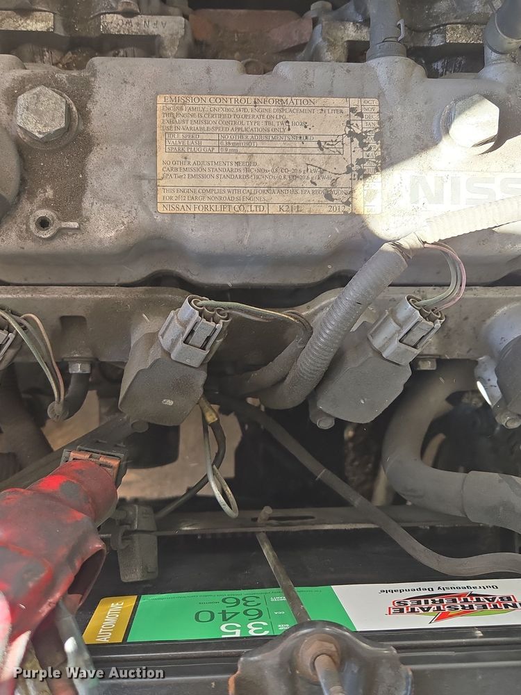 image for item EQ3728 Nissan  40 forklift