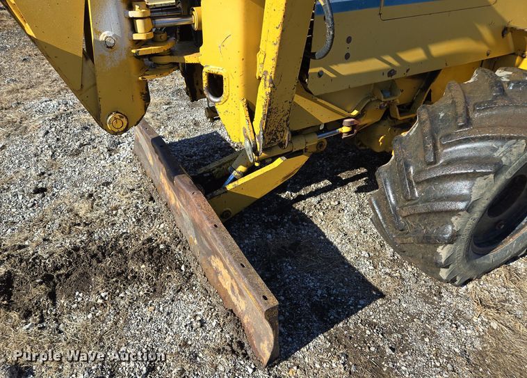 image for item EQ3729 1998 Vermeer  V-8550 trencher