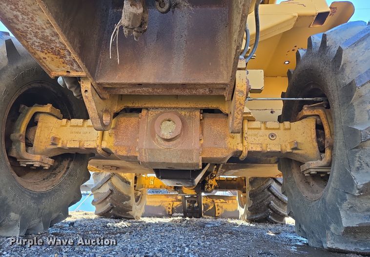 image for item EQ3729 1998 Vermeer  V-8550 trencher