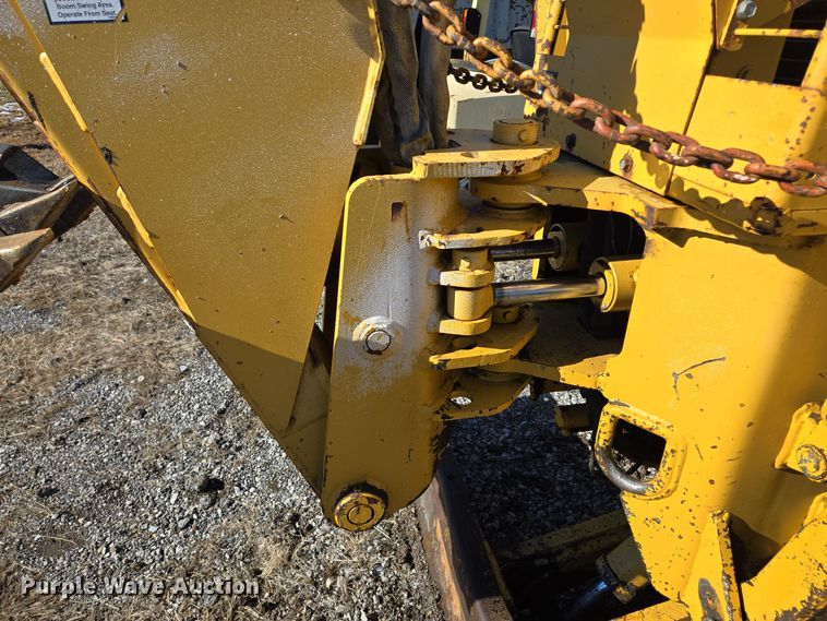image for item EQ3729 1998 Vermeer  V-8550 trencher