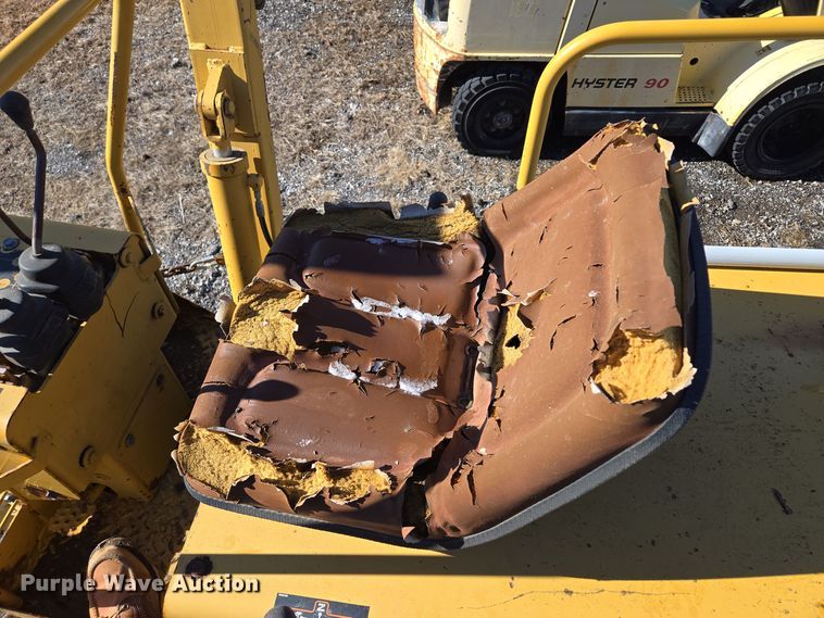 image for item EQ3729 1998 Vermeer  V-8550 trencher